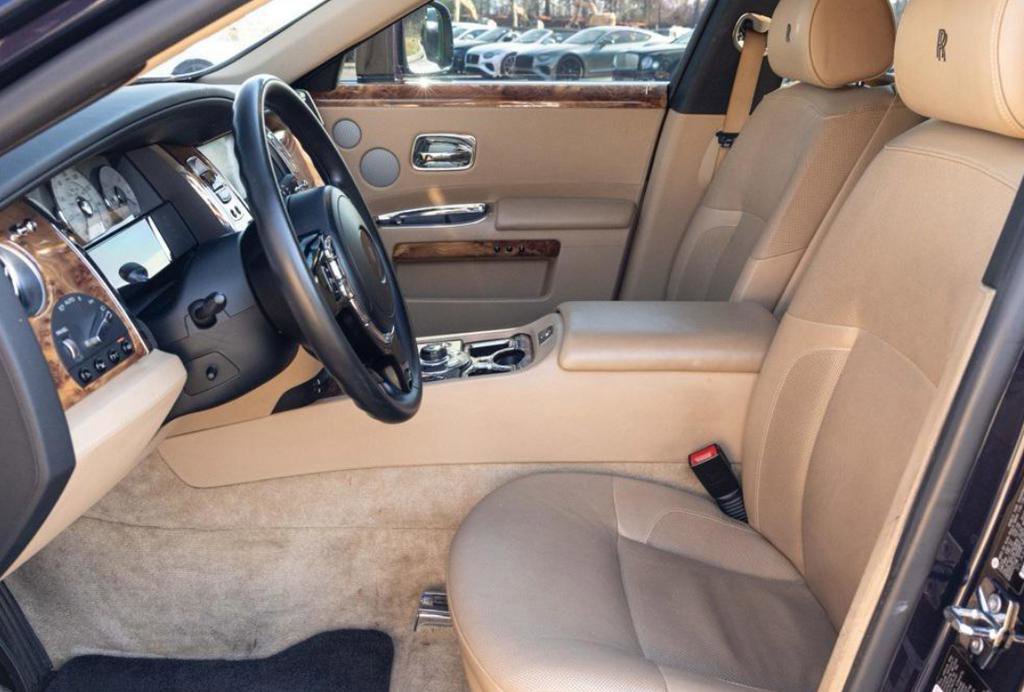 Used 2011 Rolls-Royce Ghost image 7