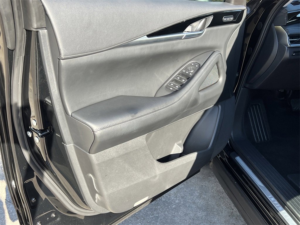Certified 2025 INFINITI QX60 Pure image 8