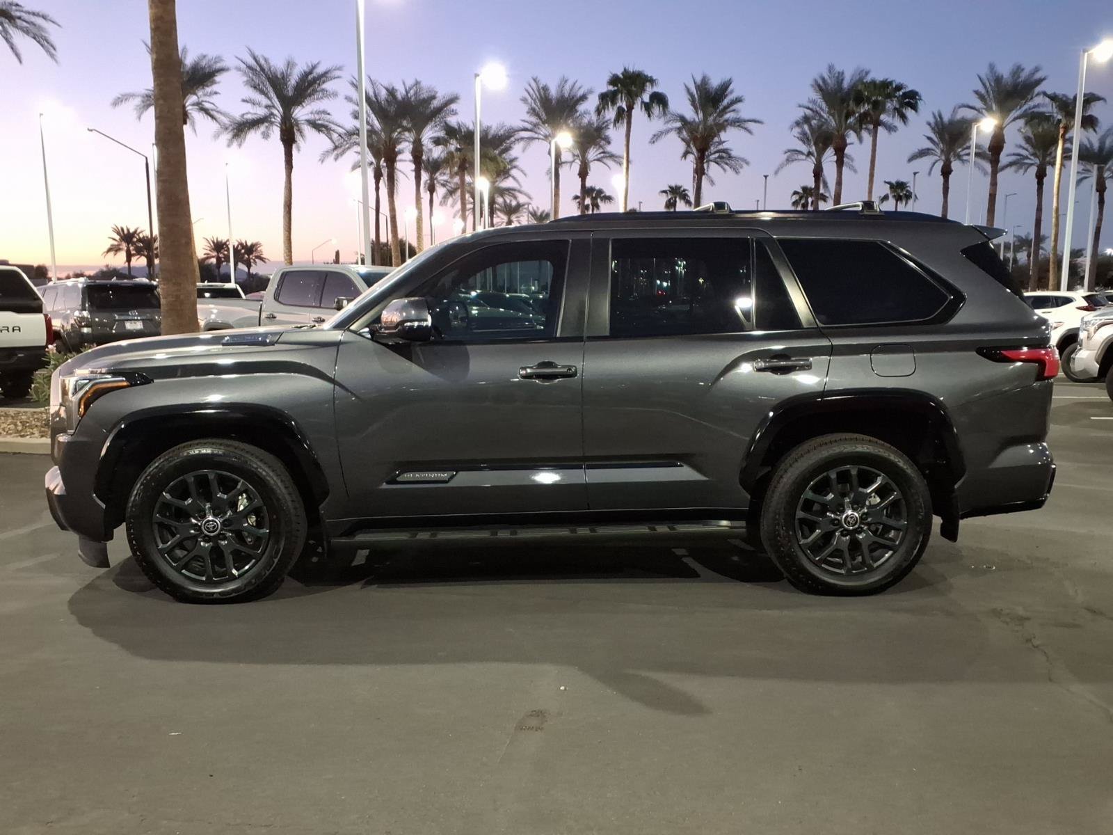 Used 2024 Toyota Sequoia Platinum AWD/4WD image 7