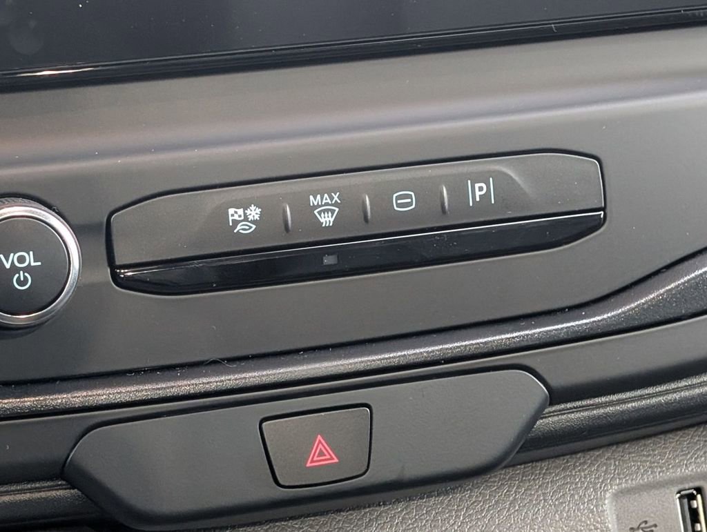 New 2026 Ford Transit 250 148 Medium Roof w/ Load Area Protection Package image 25