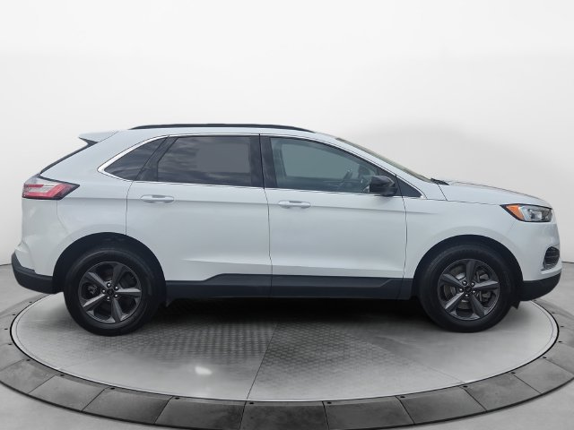 Used 2022 Ford Edge SEL w/ Sport Appearance Package AWD/4WD image 6