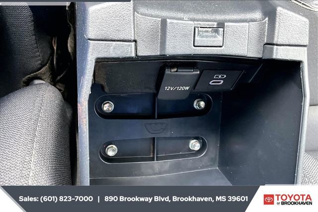 Used 2024 Toyota Corolla LE image 23