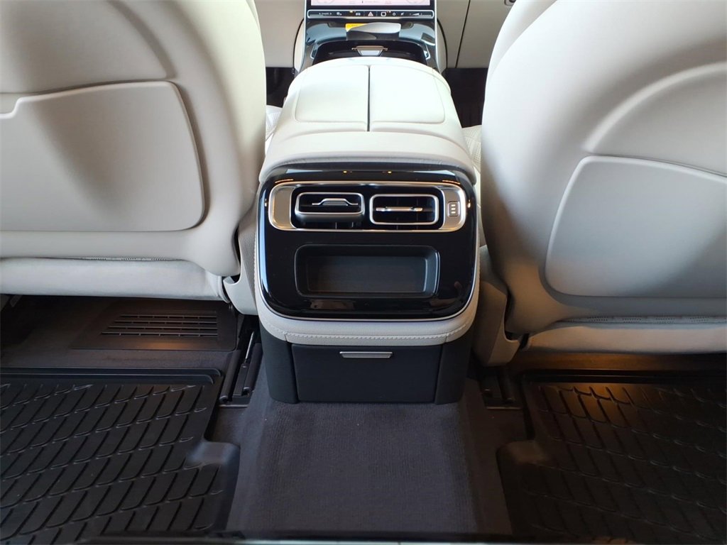 New 2026 Mercedes-Benz S 580 4MATIC Sedan image 26