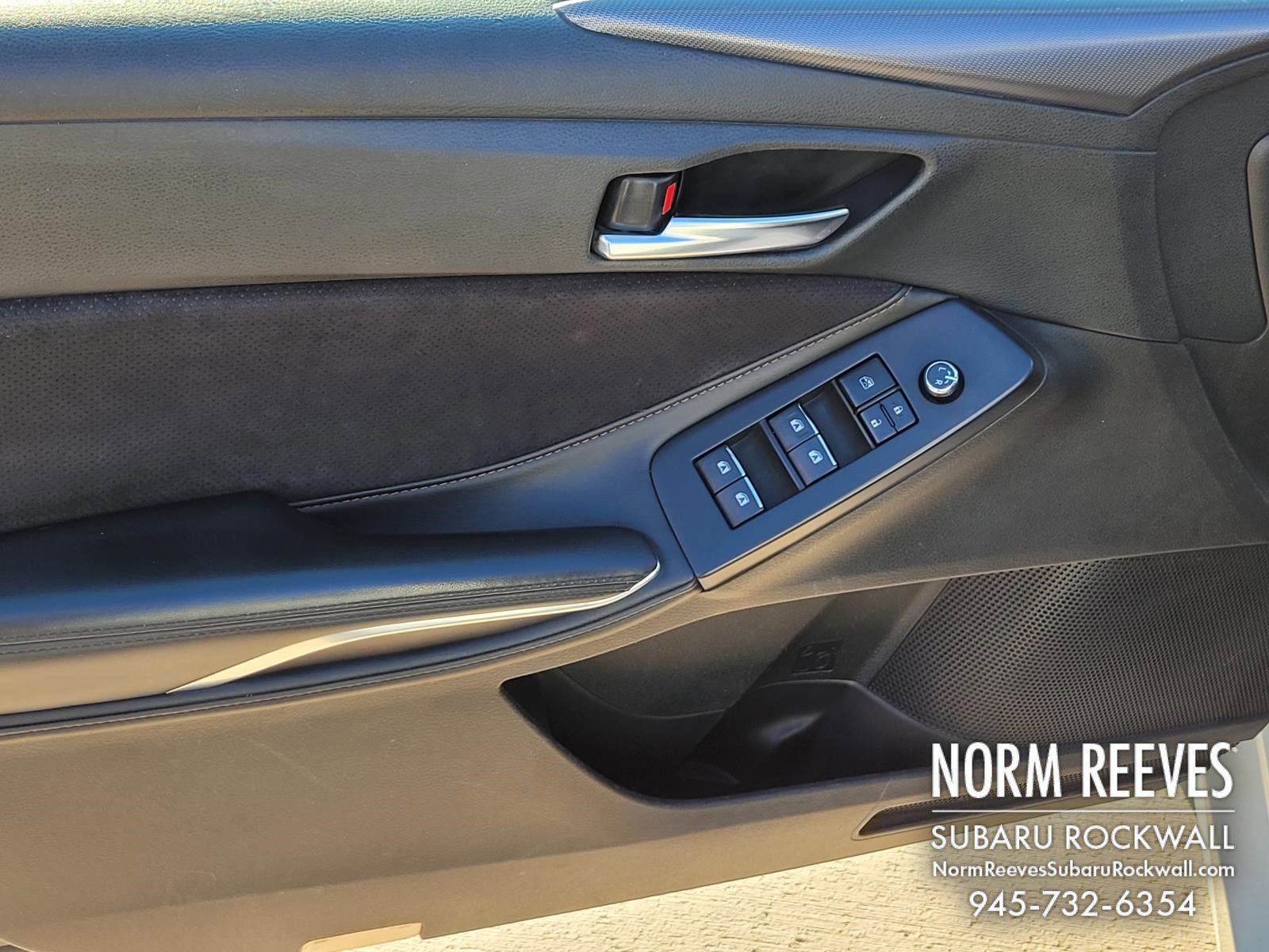 Used 2019 Toyota Avalon XSE image 4