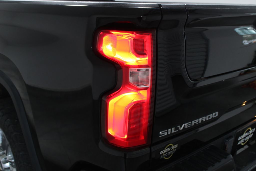 Used 2024 Chevrolet Silverado 2500 High Country w/ High Country Premium Package image 57