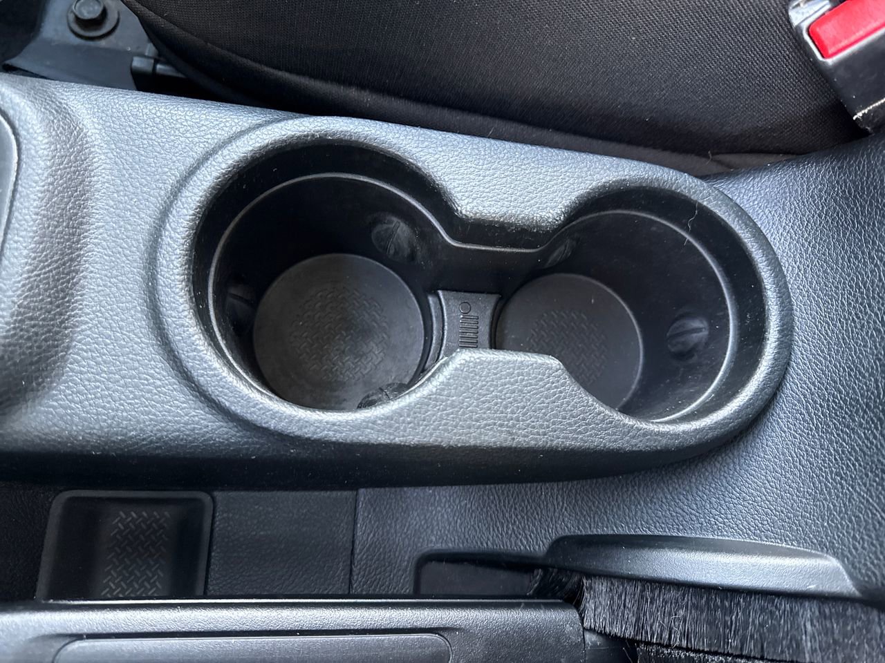 Used 2018 Jeep Wrangler Unlimited Sahara image 24