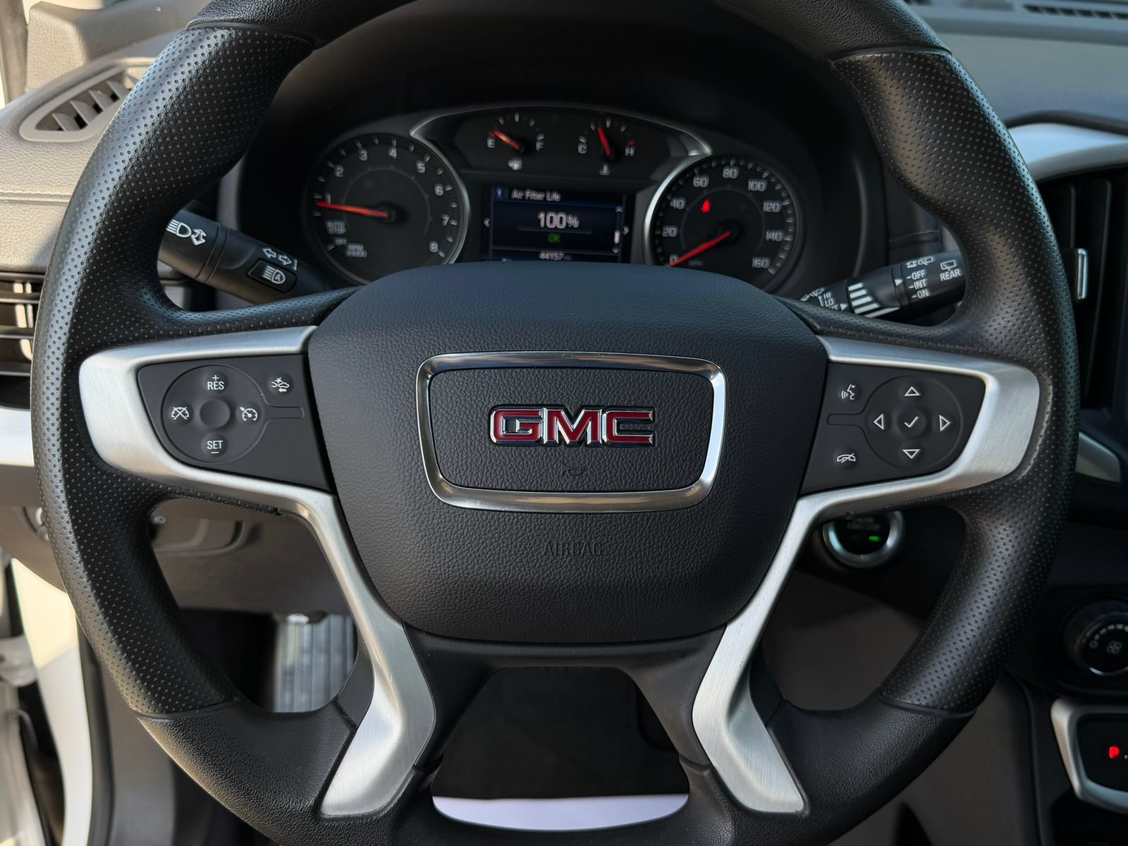 Used 2024 GMC Terrain SLE FWD image 21