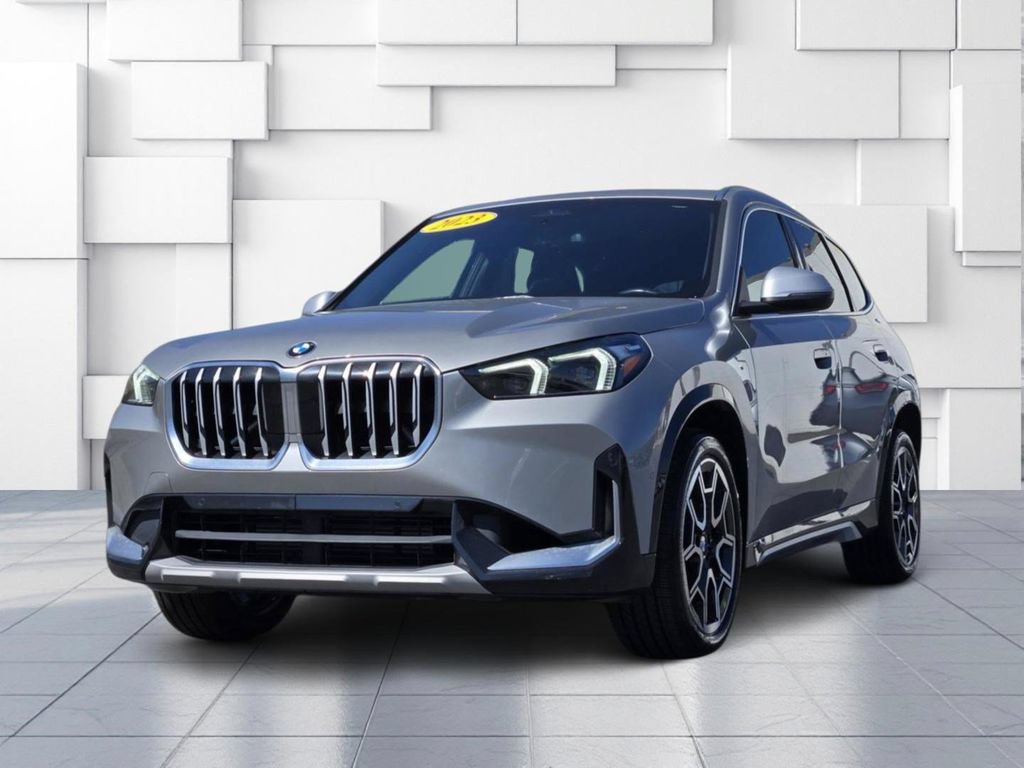 Used 2023 BMW X1 xDrive28i w/ Convenience Package AWD/4WD image 3