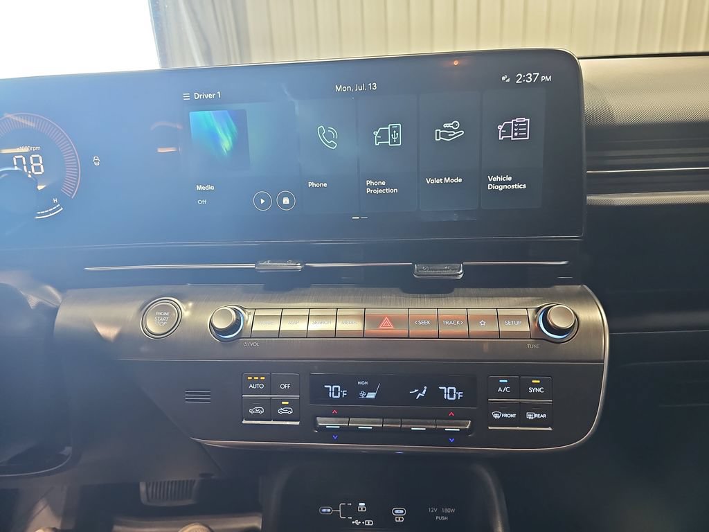 Used 2024 Hyundai Kona SEL AWD/4WD image 19