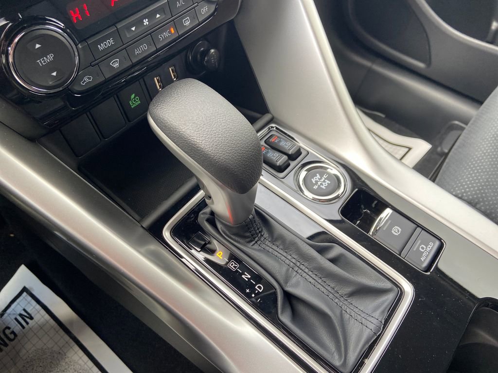New 2026 Mitsubishi Eclipse Cross SE AWD/4WD image 35