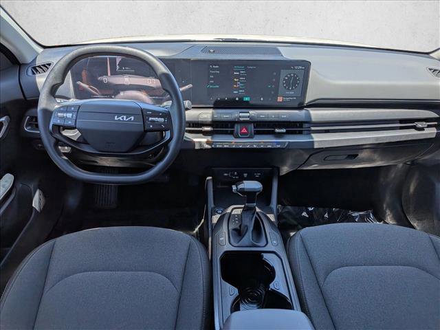Used 2025 Kia K4 FWD image 22