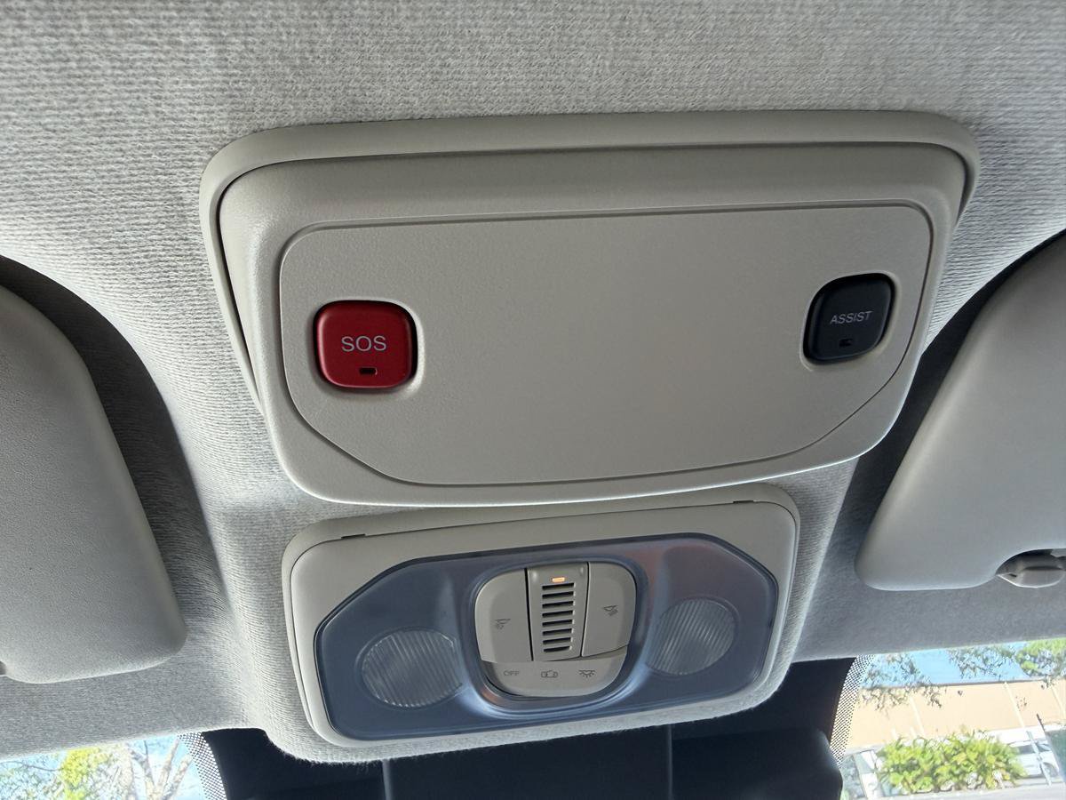 Used 2026 RAM ProMaster 2500 w/ Convenience Group FWD image 25