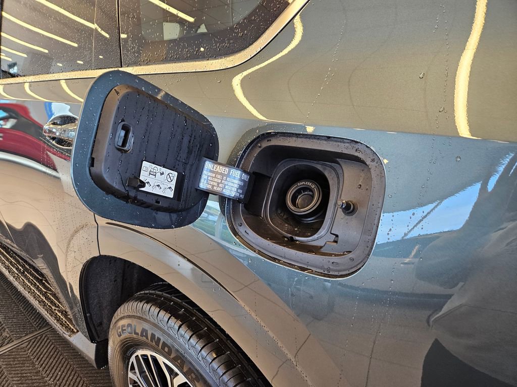 New 2026 Nissan Armada Platinum image 33