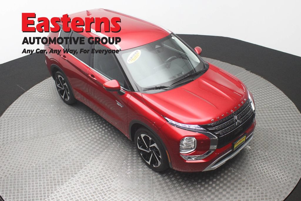 Used 2023 Mitsubishi Outlander SEL AWD/4WD image 3