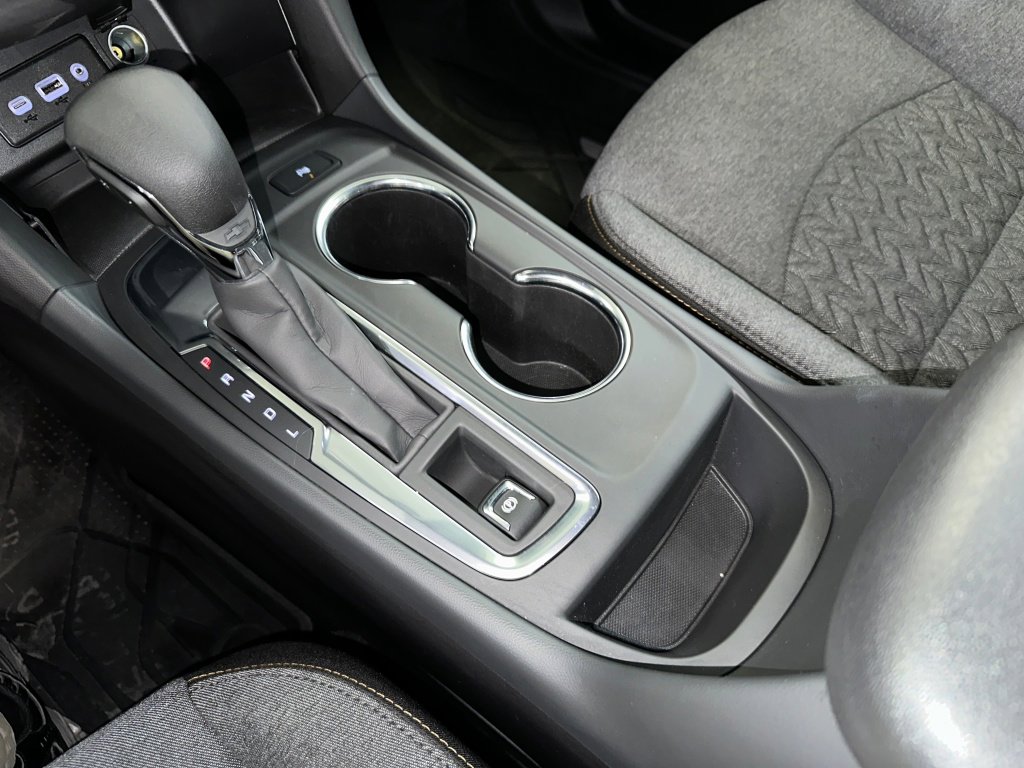 Certified 2024 Chevrolet Equinox LT w/ LPO, Floor Liner Package image 14