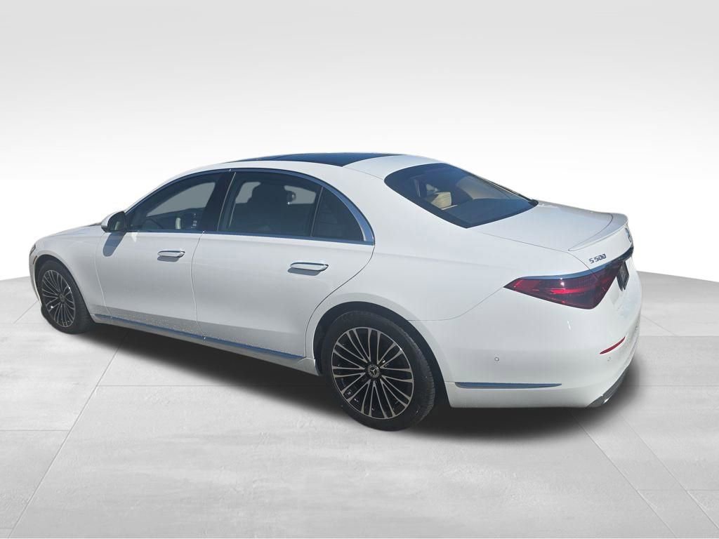Used 2025 Mercedes-Benz S 500 4MATIC image 3