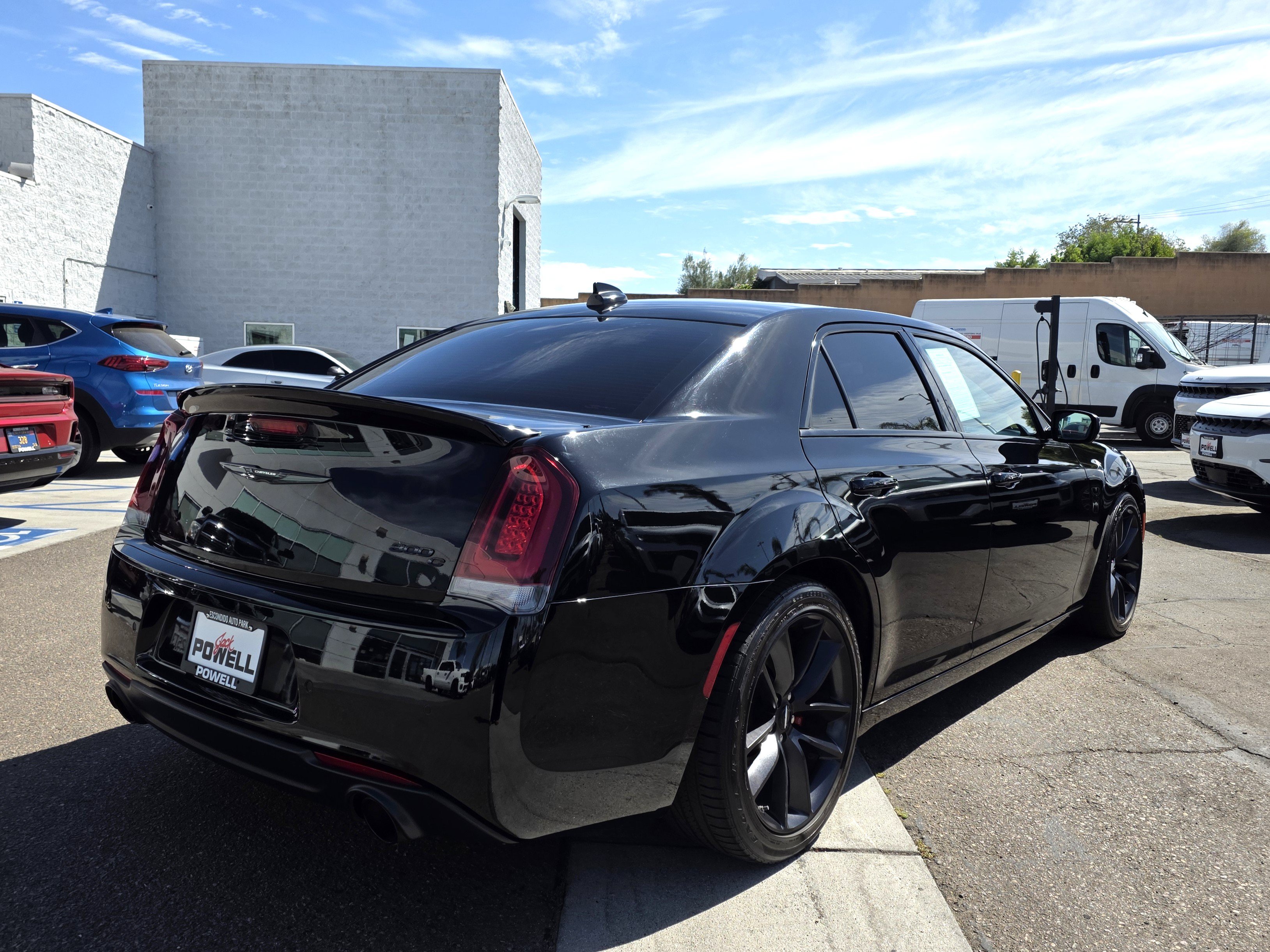 Certified 2023 Chrysler 300 C RWD image 5