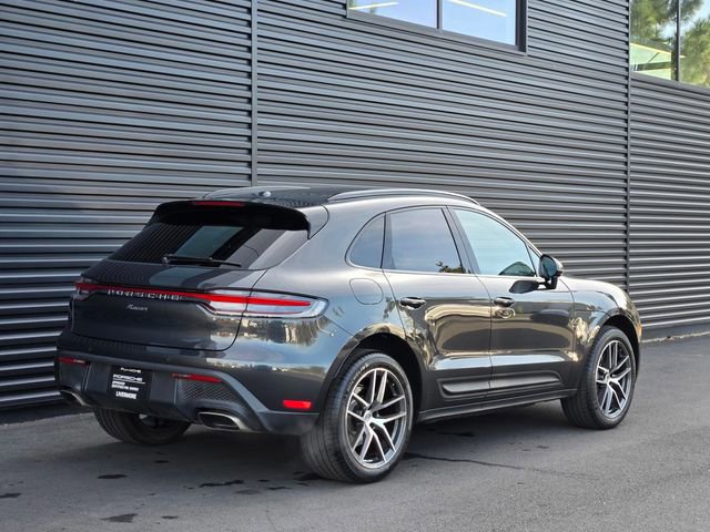 Used 2025 Porsche Macan image 7