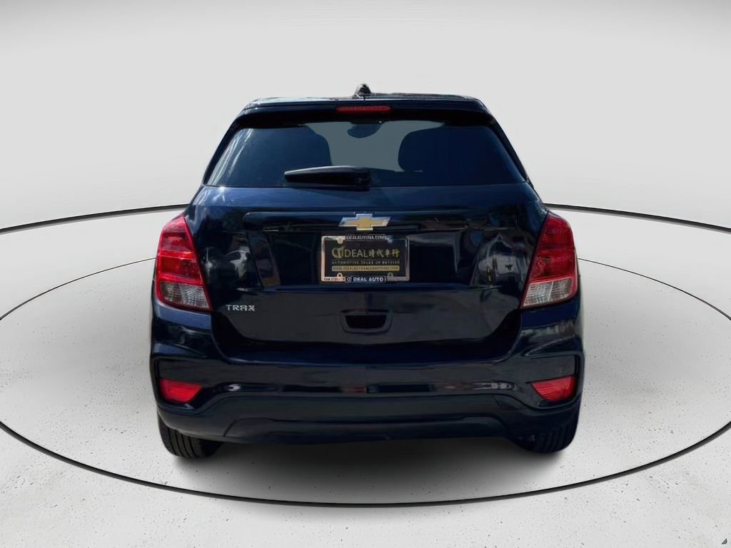 Used 2021 Chevrolet Trax LS w/ Tint and Cruise Package image 4