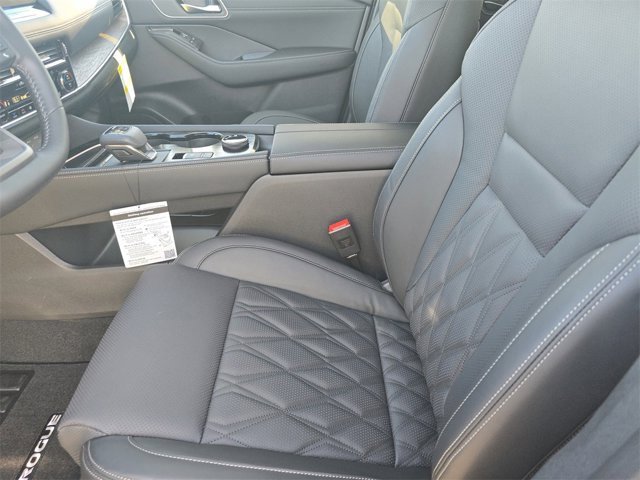 New 2026 Nissan Rogue Platinum w/ Tech Package image 9