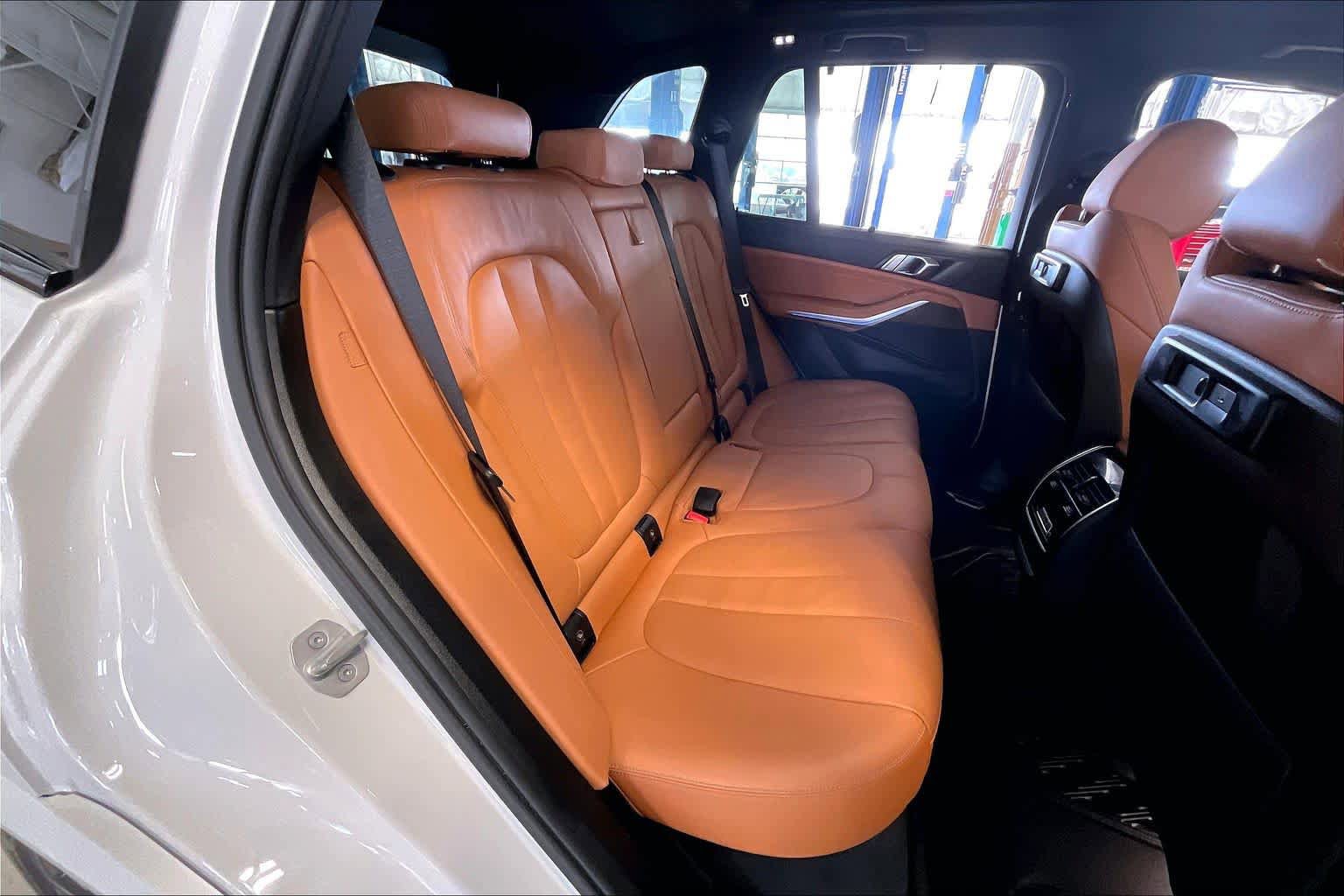 Used 2022 BMW X5 xDrive45e w/ M Sport Package image 18