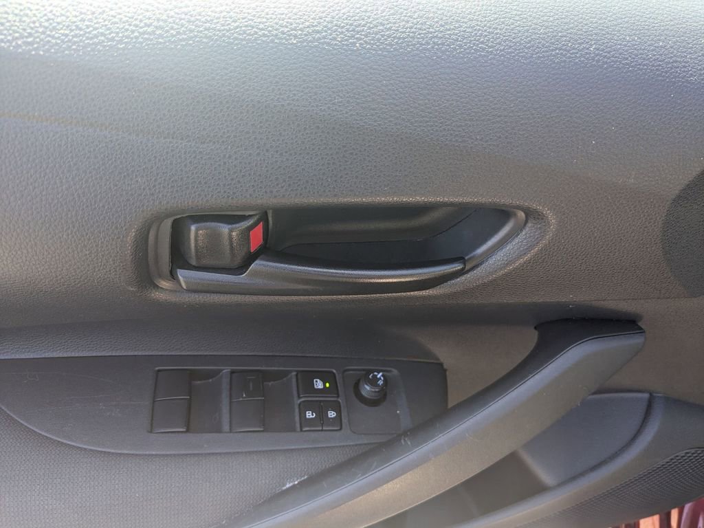 Used 2024 Toyota Corolla LE FWD image 22