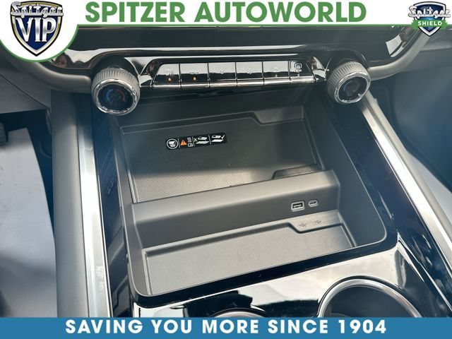 New 2026 Chevrolet Tahoe Premier w/ Sun And Tow Package AWD/4WD image 39