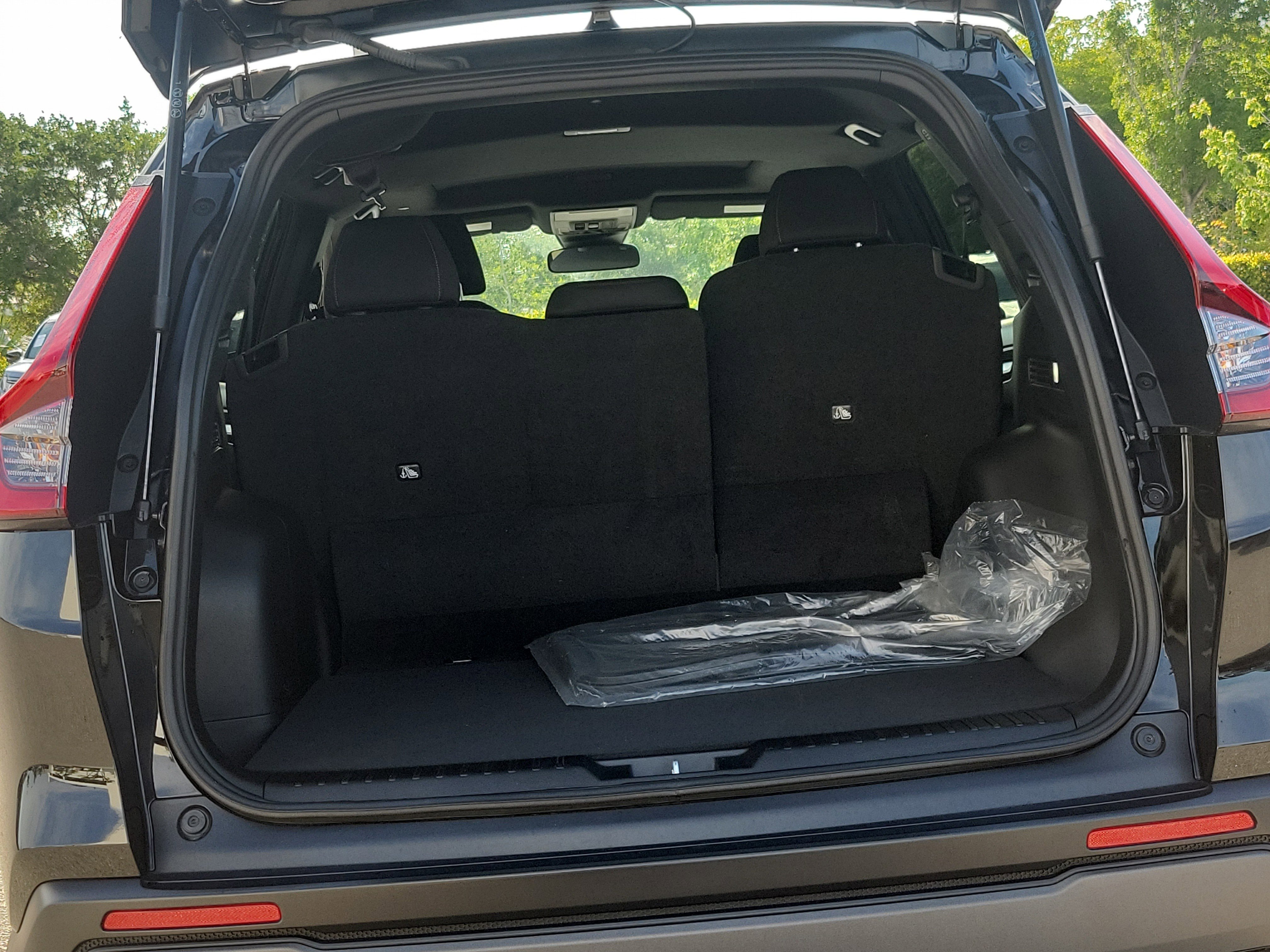 Used 2026 Honda CR-V Sport image 13