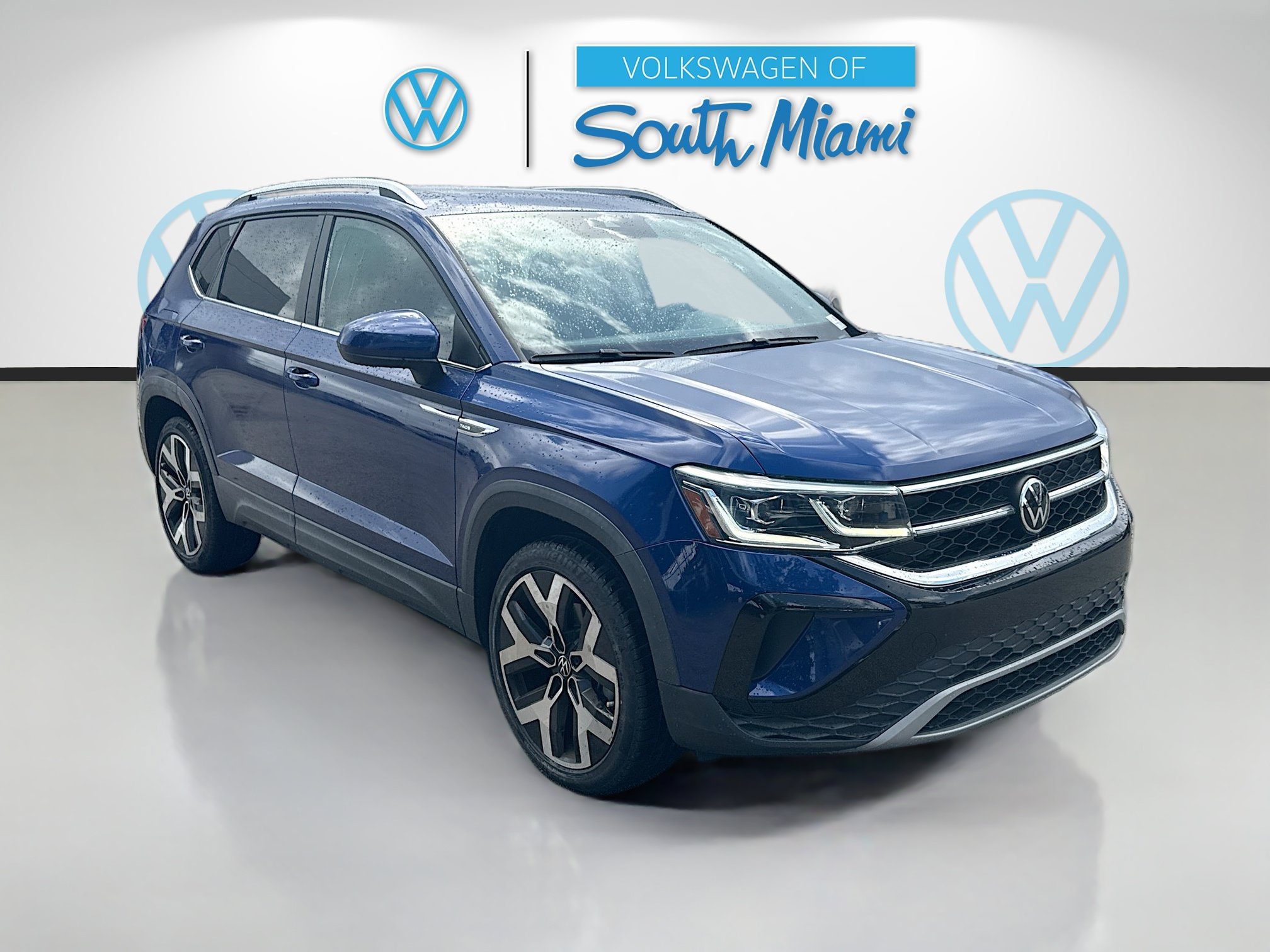 Certified 2022 Volkswagen Taos SEL w/ Panoramic Sunroof Package