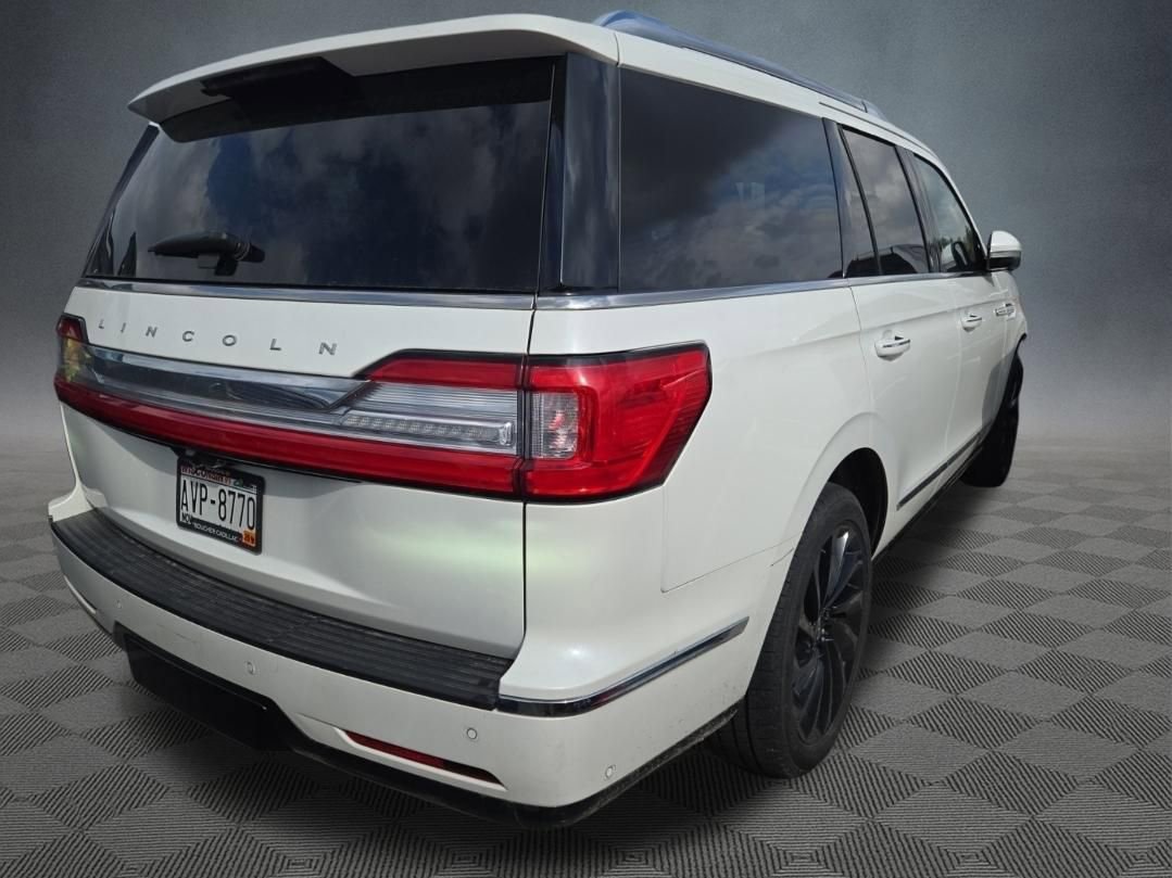 Used 2020 Lincoln Navigator Reserve w/ Equipment Group 208A Reserve AWD/4WD image 2