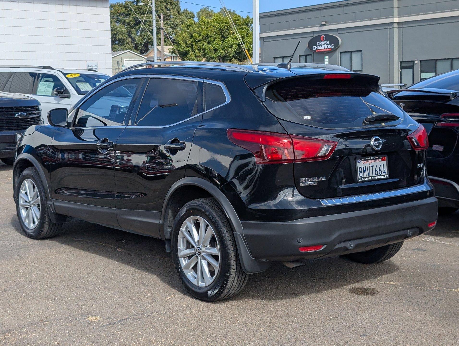 Used 2019 Nissan Rogue Sport SV FWD image 9