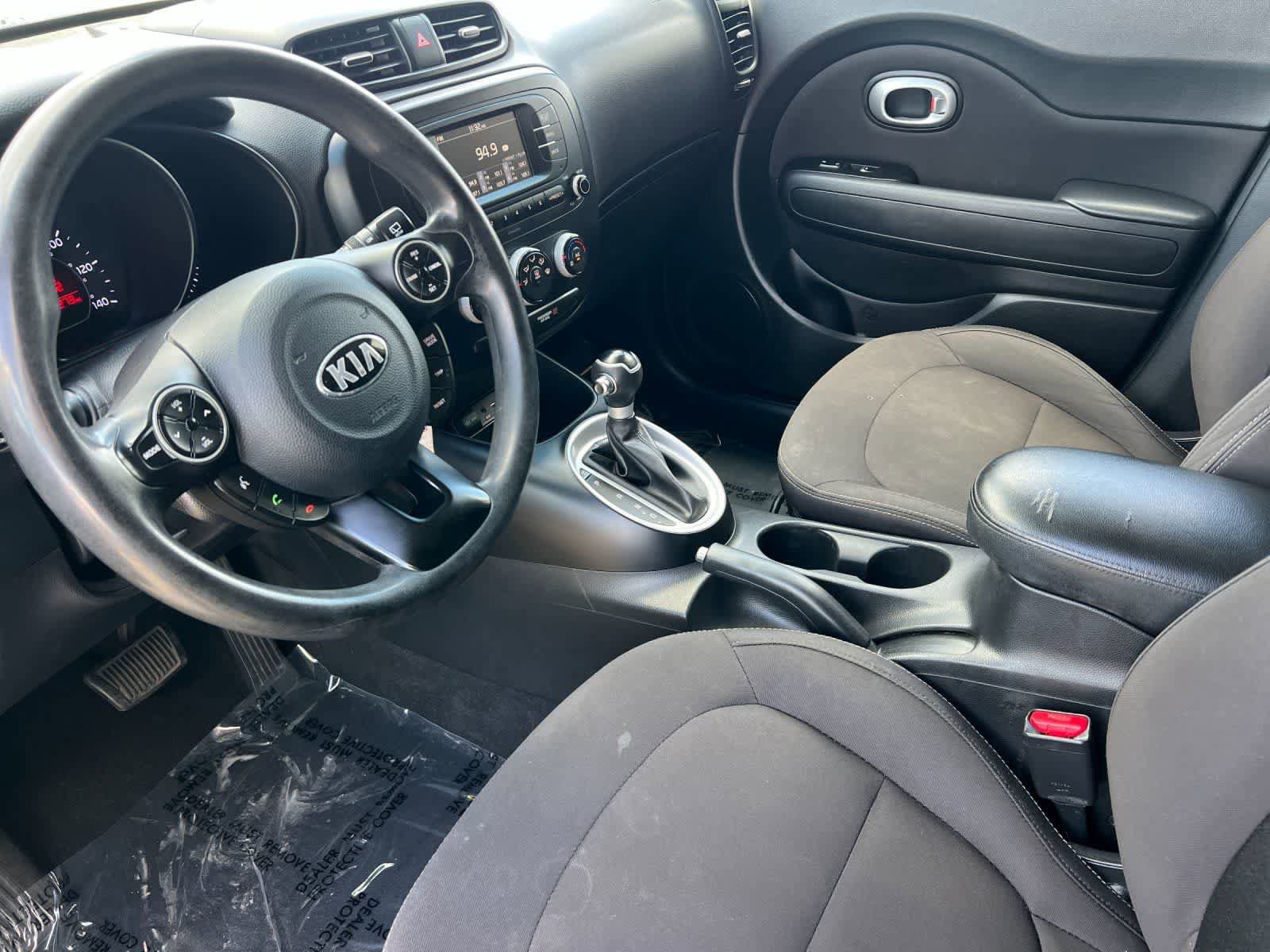 Used 2017 Kia Soul image 12