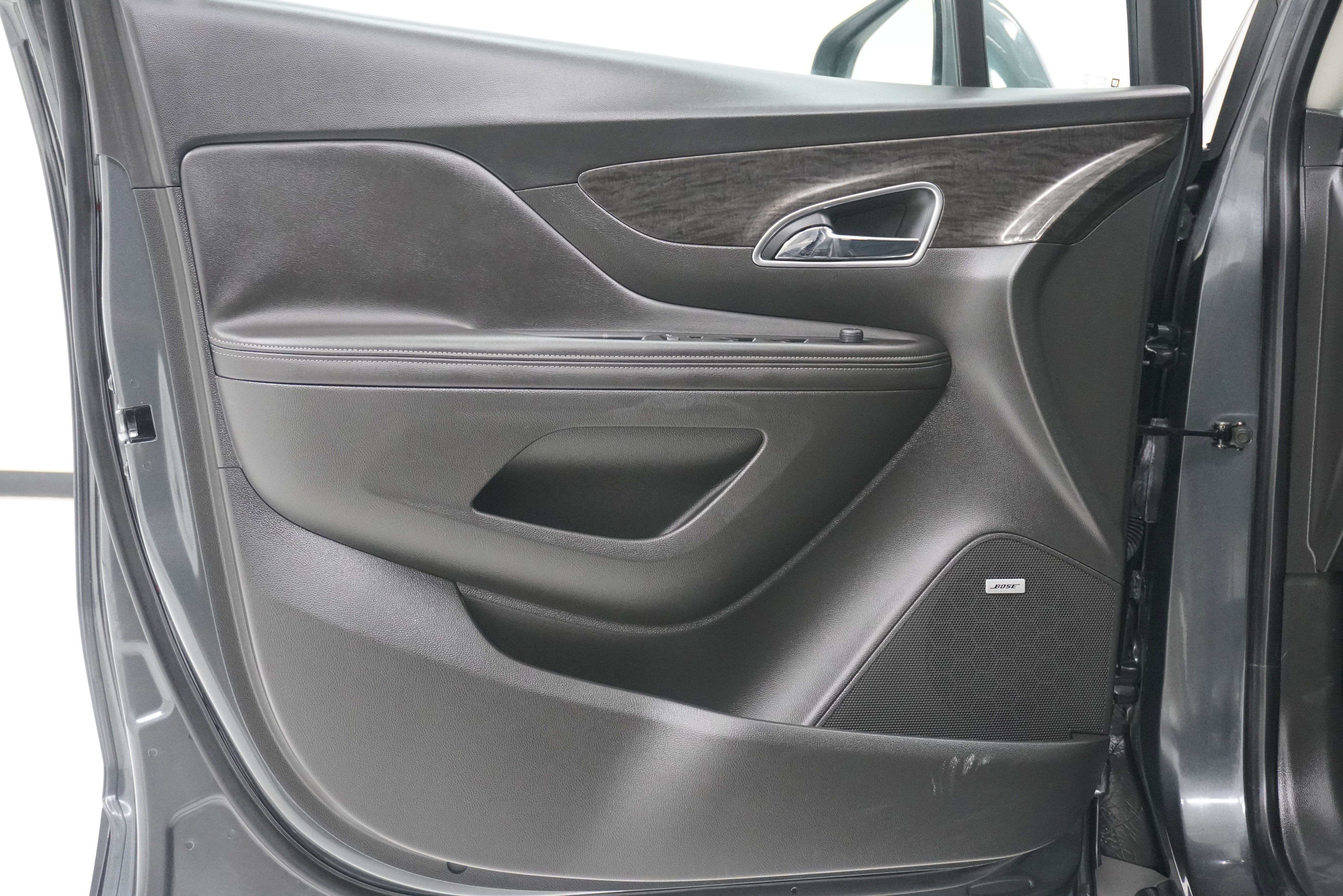 Used 2016 Buick Encore Premium w/ Experience Buick Package image 14