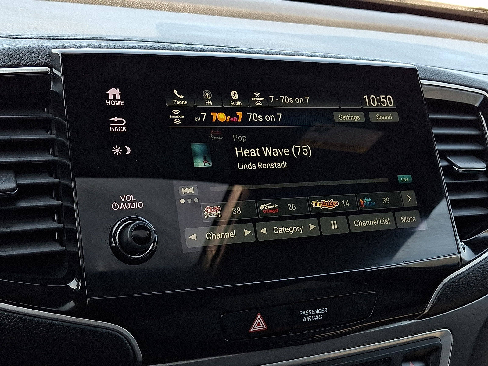 Used 2022 Honda Passport EX-L image 18
