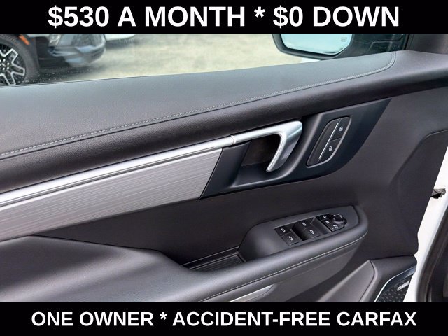 Used 2025 Buick Enclave Preferred AWD/4WD image 13