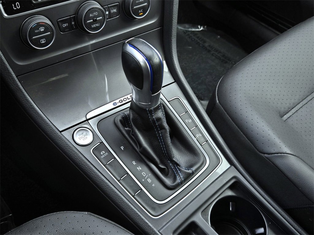 Used 2016 Volkswagen e-Golf SEL Premium w/ Driver Assistance Package image 18