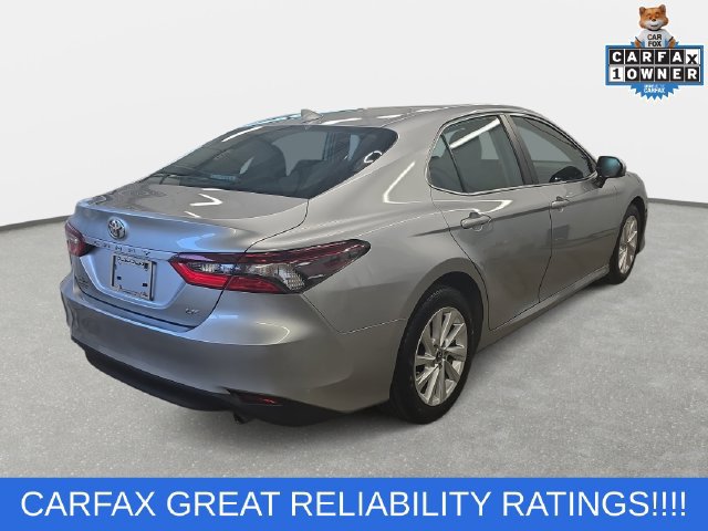 Used 2024 Toyota Camry LE FWD image 4