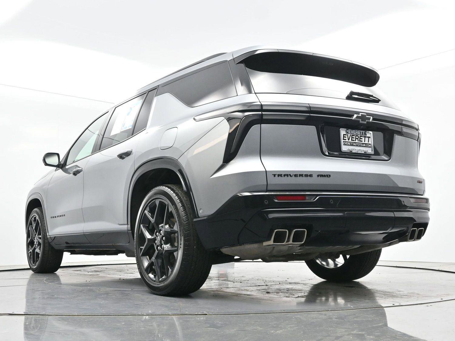 Used 2024 Chevrolet Traverse RS w/ LPO, Floor Liner Package image 54