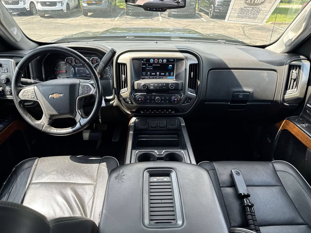 Used 2018 Chevrolet Silverado 2500 High Country w/ Duramax Plus Package AWD/4WD image 10