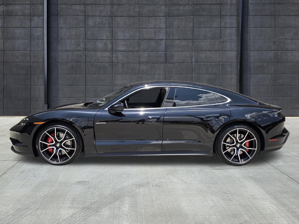 New 2026 Porsche Taycan 4S AWD/4WD image 2