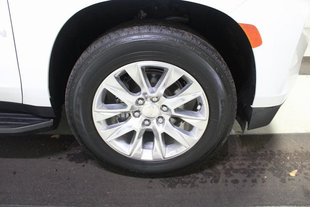 Used 2022 Chevrolet Suburban Premier image 19