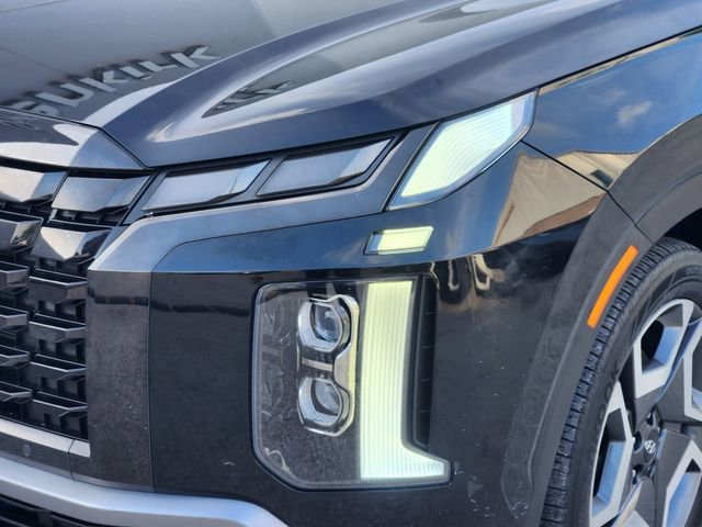 Used 2023 Hyundai Palisade SEL FWD image 6