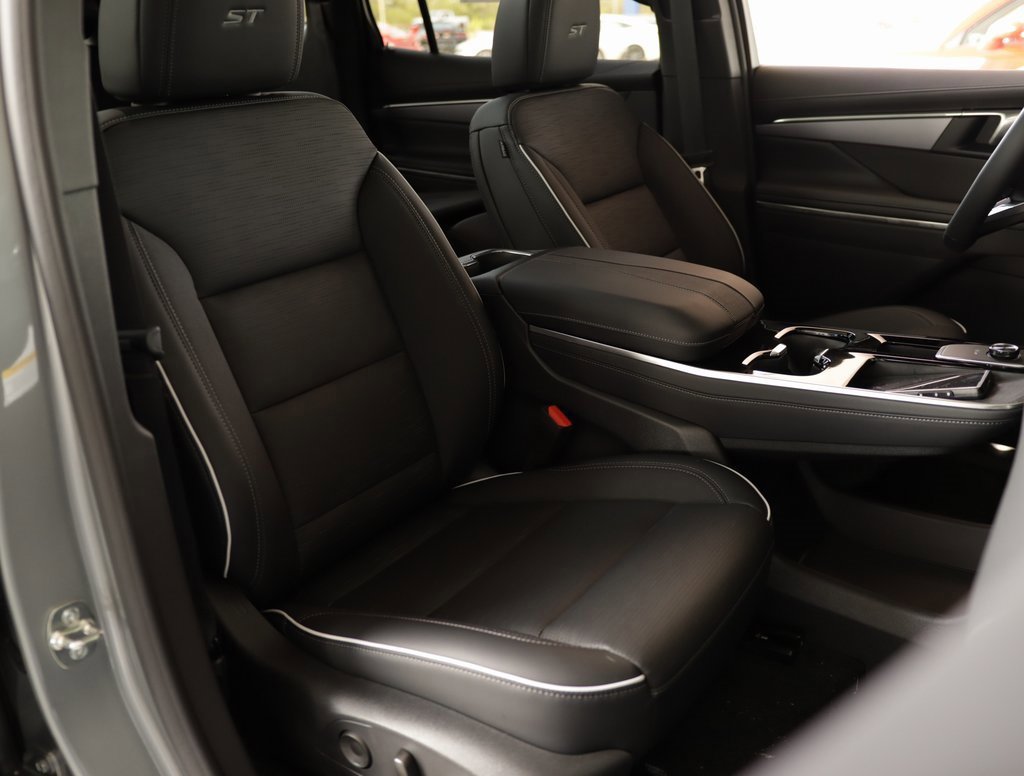 New 2026 Buick Enclave Sport Touring w/ Power Package image 40
