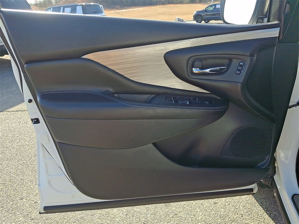 Used 2018 Nissan Murano SL image 12