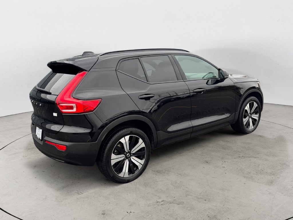 Certified 2023 Volvo XC40 Recharge Plus AWD/4WD image 7