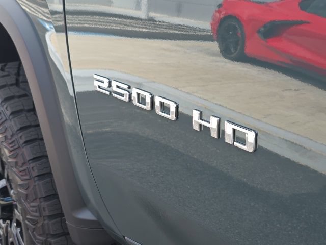 New 2026 Chevrolet Silverado 2500 ZR2 AWD/4WD image 13