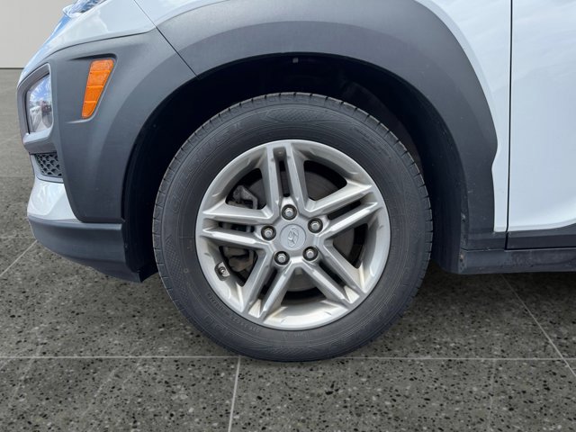 Used 2018 Hyundai Kona SE AWD/4WD image 14