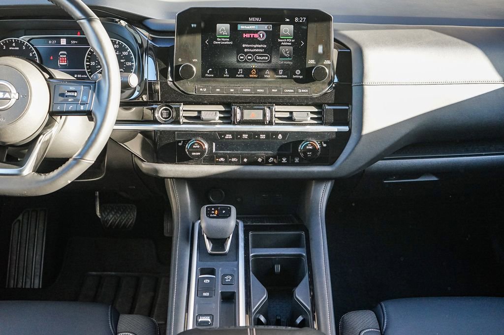 Used 2024 Nissan Pathfinder SL image 12