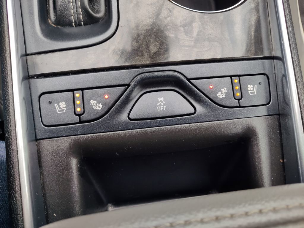 Used 2015 Chevrolet Impala LTZ image 28