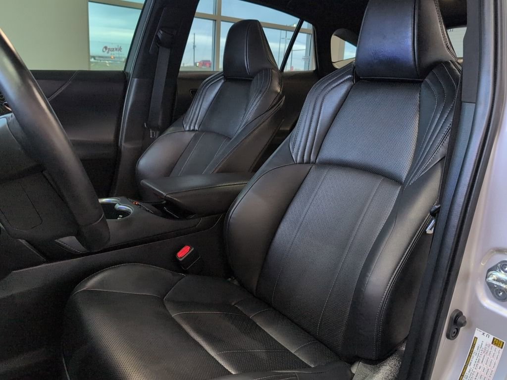 Certified 2023 Toyota Venza Limited image 14